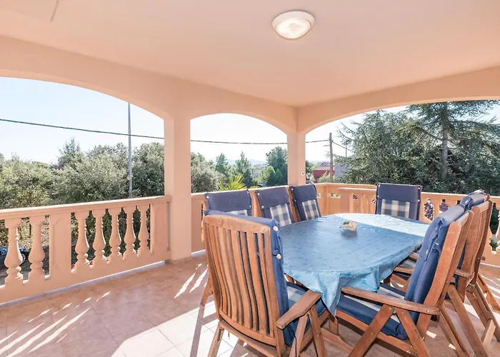 Holiday home Six-Bedroom Holiday Home In Bibinje Bibinje
